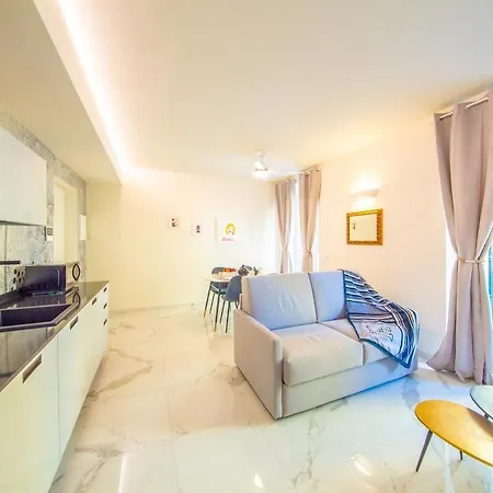 Luxury For 4 Guests With Parking * سيستري ليفانتي