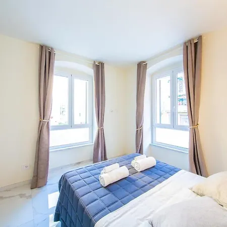 Luxury For 4 Guests With Parking *