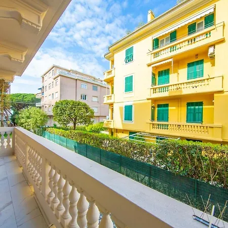 Luxury For 4 Guests With Parking سيستري ليفانتي